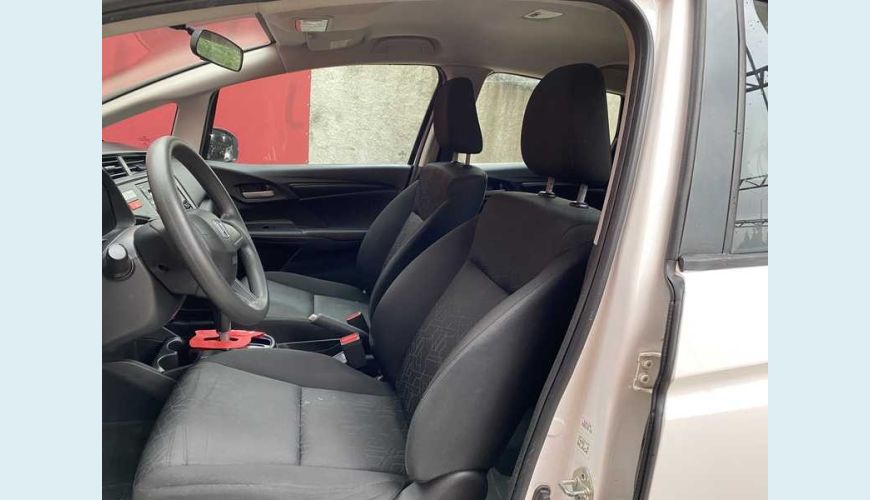 HONDA FIT 1.5 16V LX CVT (FLEX) - BRANCO - 2015 Foto 8 (Grande)