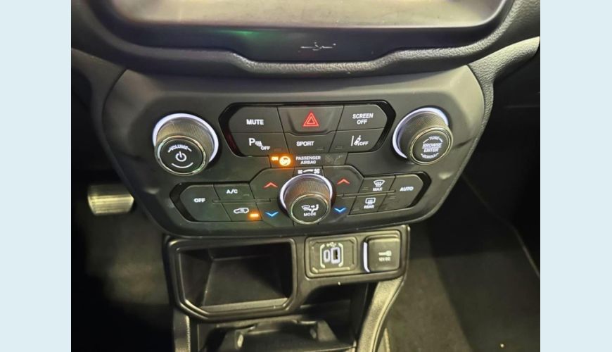JEEP RENEGADE LONGITUDE 1.8 16V FLEX AUT. 4P - CINZA - 2024 Foto 8 (Grande)