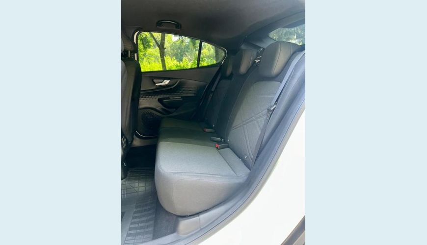 FIAT FASTBACK AUDACE 200 TB AUT HÍBRIDO - BRANCO - 2026 Foto 8 (Grande)