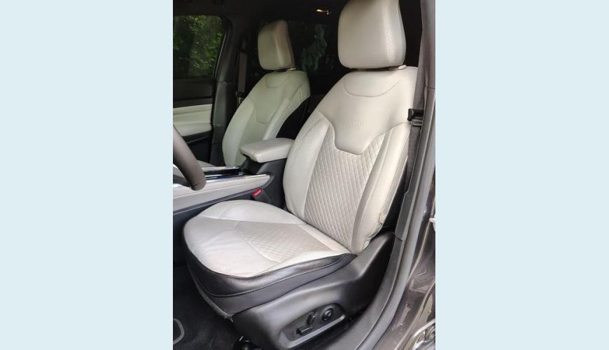 JEEP COMMANDER LIM T270 - CINZA - 2022 Foto 8 (Grande)