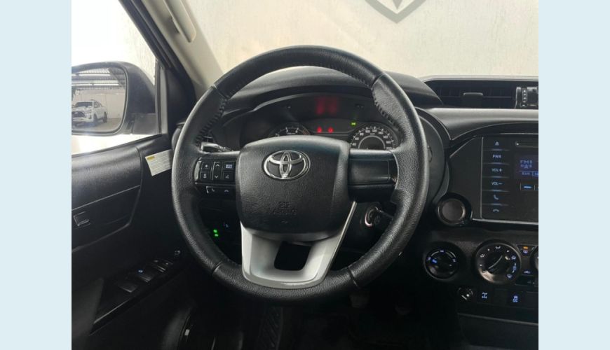 TOYOTA HILUX - BRANCO - 2020 Foto 8 (Grande)