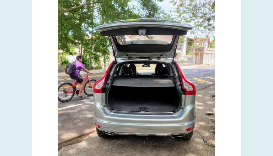 VOLVO XC60 - PRATA - 2014 Foto 8 (Grande)