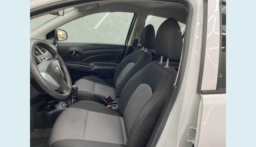 NISSAN VERSA V-DRIVE 1.0 FLEX MANUAL 4P - BRANCO - 2021 Foto 8 (Grande)