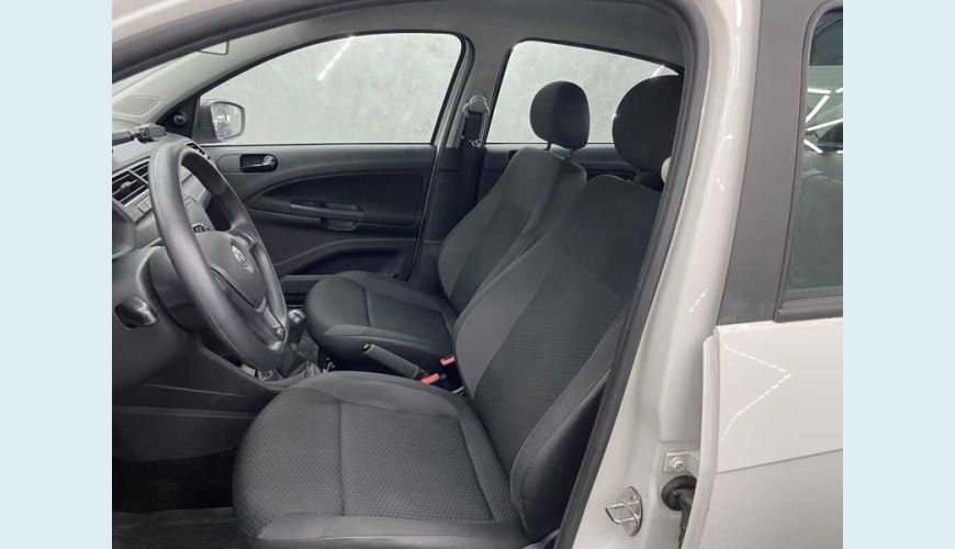 VOLKSWAGEN VOYAGE 1.6 FLEX MANUAL 4P - BRANCO - 2022 Foto 8 (Grande)