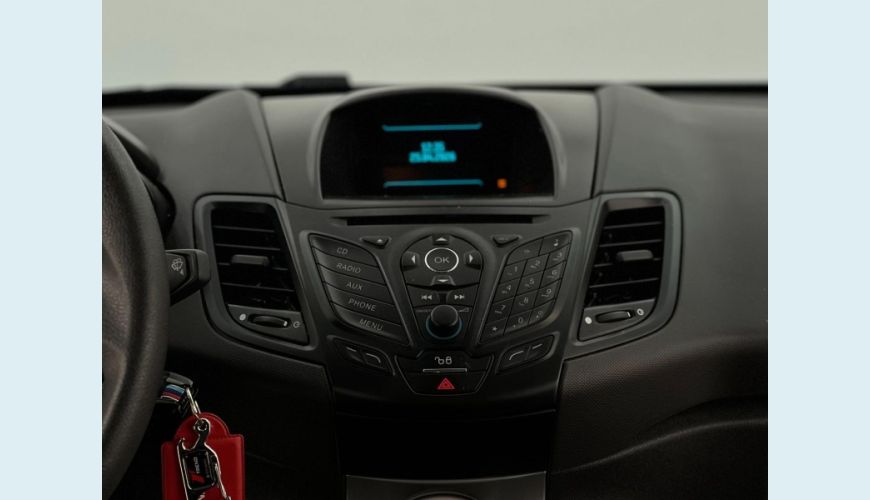 FORD FIESTA 16SE FLEX MANUAL 4P - VERMELHO - 2018 Foto 8 (Grande)
