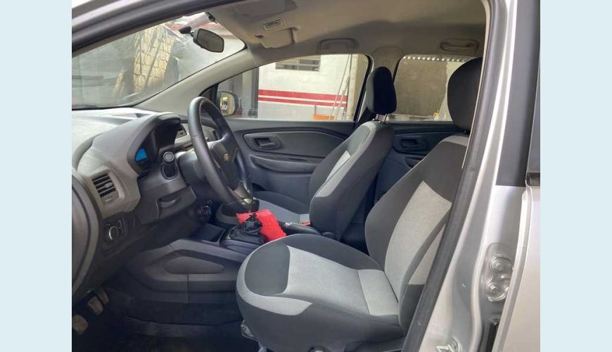 CHEVROLET SPIN LS 5S 1.8 FLEX MANUAL 4P - PRATA - 2018 Foto 8 (Grande)