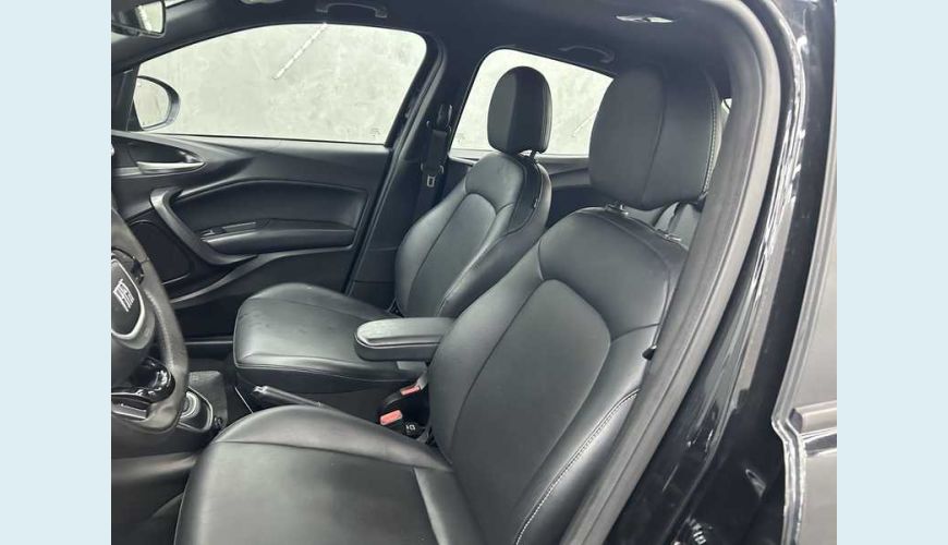 FIAT CRONOS PRECISION 1.3 FLEX AUT. 4P - PRETO - 2024 Foto 8 (Grande)