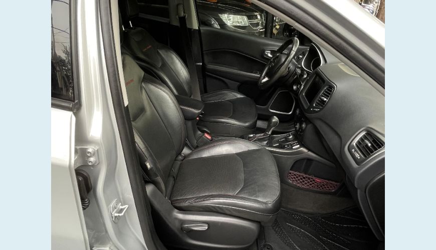 JEEP COMPASS TRAILHAWK 2.0 16V FLEX AUT. 4P - CINZA - 2017 Foto 8 (Grande)