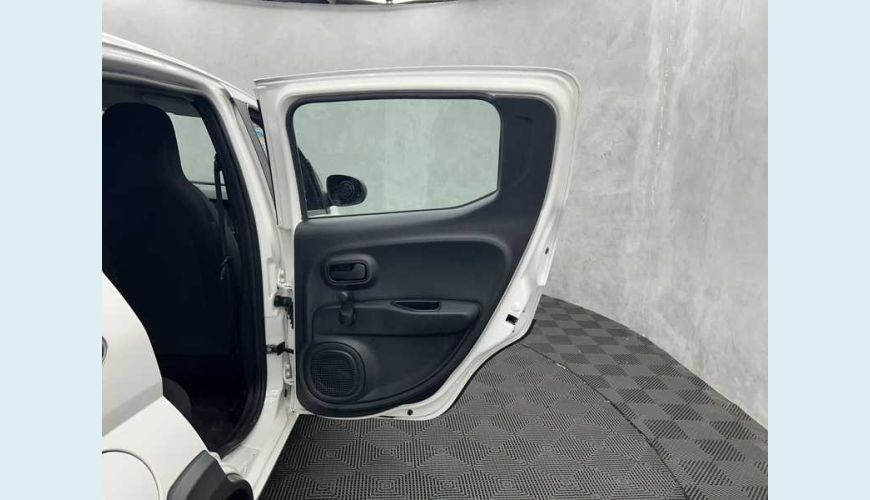 FIAT MOBI LIKE 1.0 FLEX MANUAL 4P - BRANCO - 2022 Foto 8 (Grande)