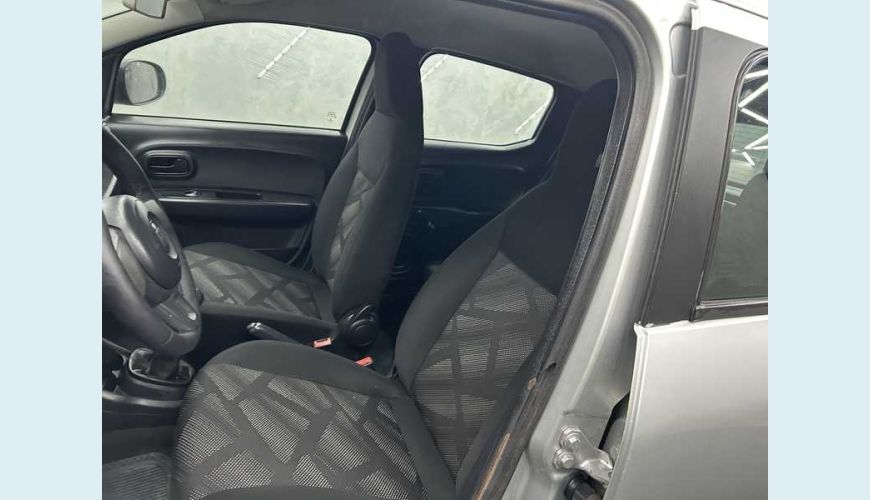 FIAT MOBI LIKE 1.0 FLEX MANUAL 4P - PRATA - 2022 Foto 8 (Grande)