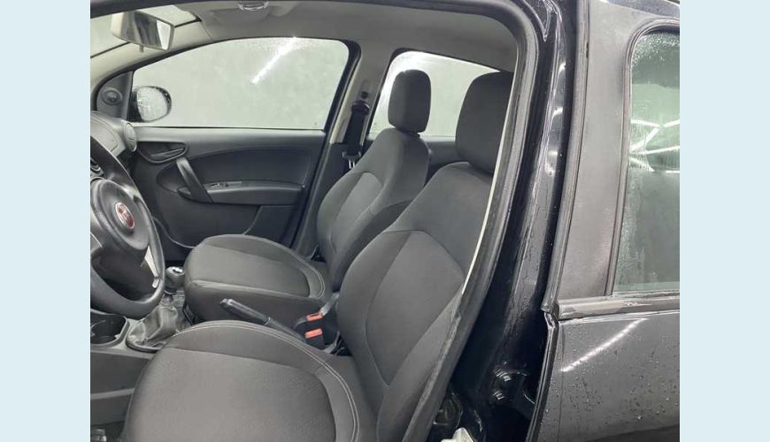 FIAT GRAND SIENA 1.4 FLEX MANUAL 4P - PRETO - 2021 Foto 8 (Grande)