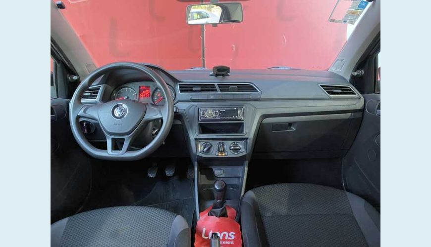 VOLKSWAGEN VOYAGE TRENDLINE 1.0 MPI FLEX MANUAL 4P - PRATA - 2017 Foto 8 (Grande)
