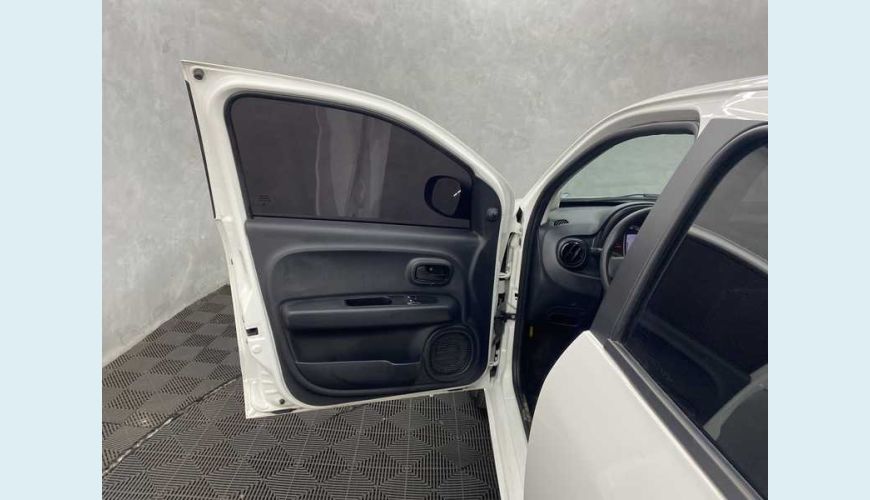 FIAT MOBI LIKE 1.0 FLEX MANUAL 4P - BRANCO - 2022 Foto 8 (Grande)