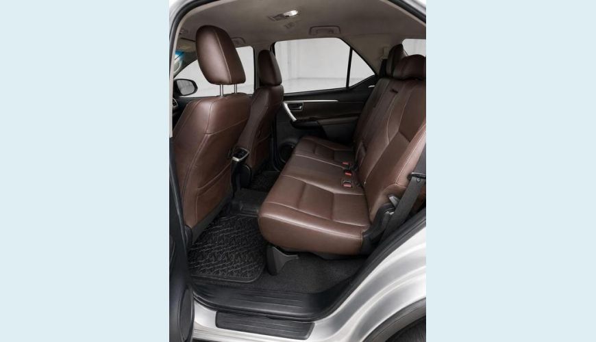 TOYOTA HILUX CDSRXA4FD FLEX AUT. 4P - BRANCO - 2017 Foto 8 (Grande)