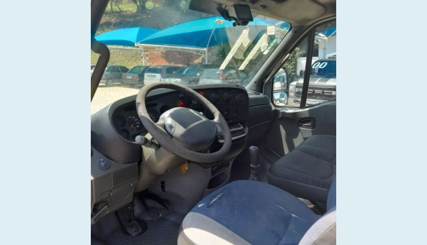 IVECO DAILY DIESEL MANUAL 2P - BRANCO - 2011 Foto 8 (Grande)