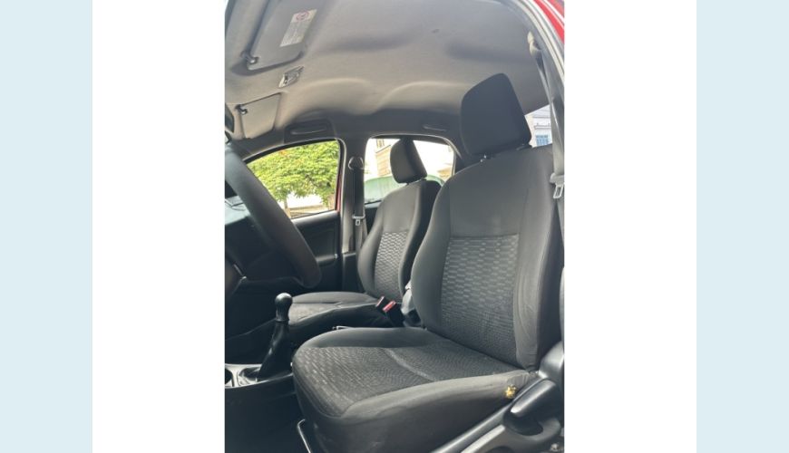 TOYOTA ETIOS - VERMELHO - 2016 Foto 8 (Grande)