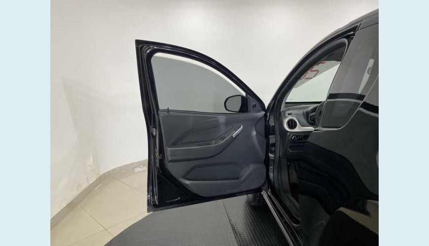 CHEVROLET MONTANA LS 1.4 FLEX MANUAL 2P - PRETO - 2020 Foto 8 (Grande)