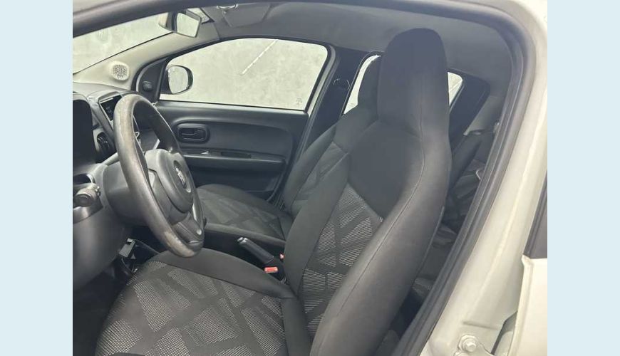 FIAT MOBI LIKE 1.0 FLEX MANUAL 4P - BRANCO - 2023 Foto 8 (Grande)