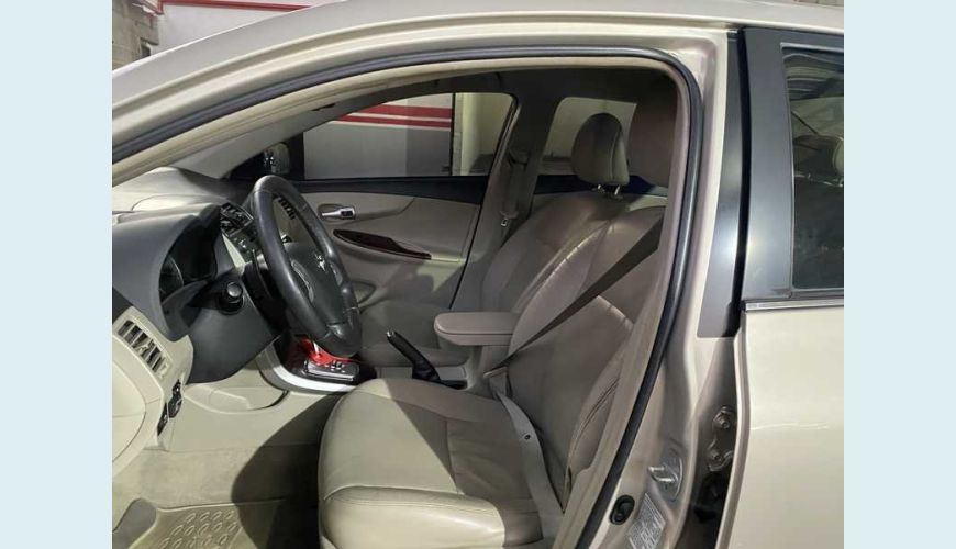 TOYOTA COROLLA XEI MULTI-DRIVE S 2.0 FLEX AUT. 4P - BEGE - 2013 Foto 8 (Grande)