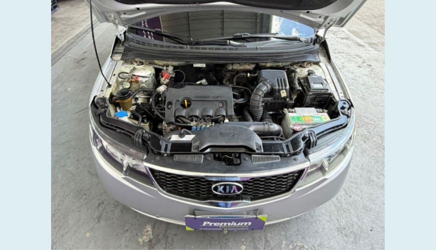 KIA CERATO AUT. 4P - PRATA - 2011 Foto 8 (Grande)