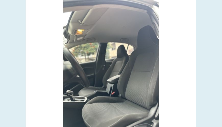 CHEVROLET ONIX FLEX AUT. 4P - PRATA - 2023 Foto 8 (Grande)
