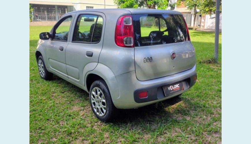 FIAT UNO FLEX MANUAL 4P - PRATA - 2014 Foto 8 (Grande)