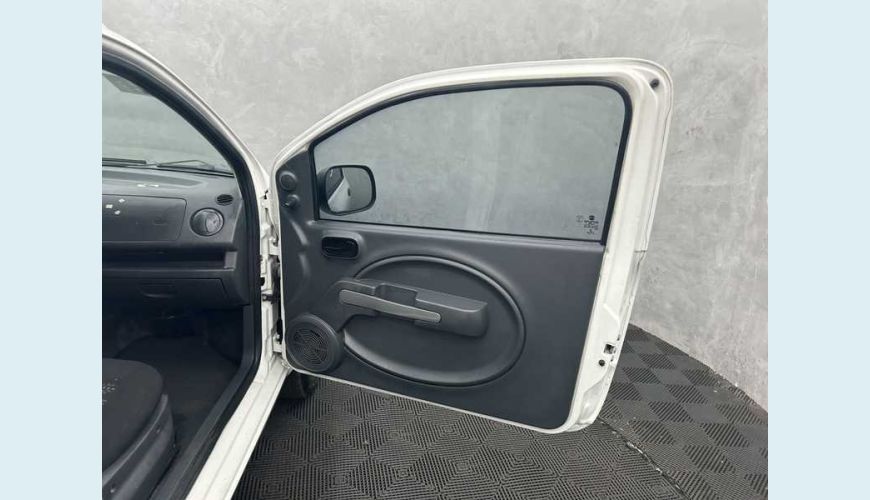 FIAT FIAT FIORINO FURGAO 1.4 WORKING FLEX MANUAL 3P - BRANCO - 2021 Foto 8 (Grande)