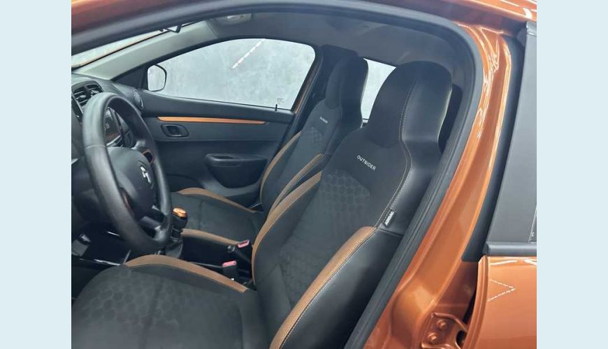 RENAULT RENAULT KWID OUTSIDER 1.0 12V SCE FLEX MANUAL 4P - LARANJA - 2022 Foto 8 (Grande)