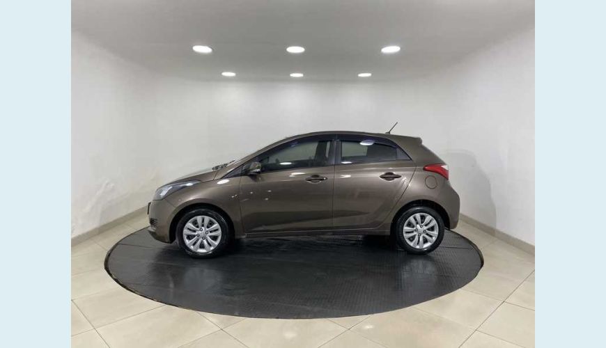 HYUNDAI HYUNDAI HB 20 COMFORT 1.0 FLEX MANUAL 4P - MARROM - 2016 Foto 8 (Grande)