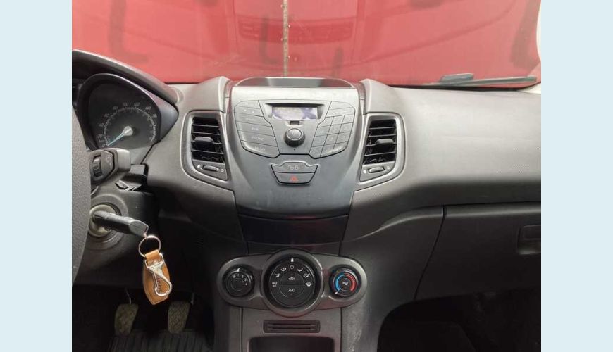 FORD FORD FIESTA SE 1.5 16V FLEX MANUAL 4P - PRATA - 2014 Foto 8 (Grande)