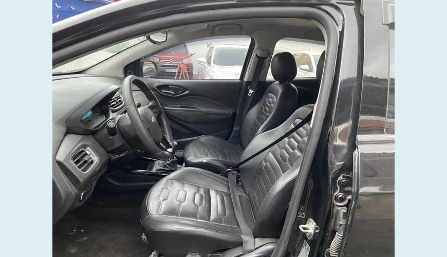 CHEVROLET CHEVROLET PRISMA LT SPE/4 1.4 FLEX MANUAL 4P - PRETO - 2017 Foto 8 (Grande)