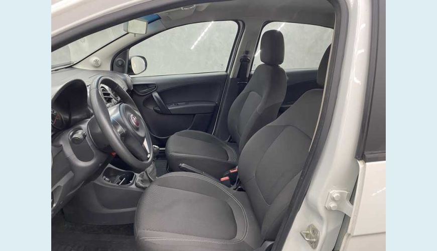 FIAT GRAND SIENA 1.0 FLEX MANUAL 4P - BRANCO - 2021 Foto 8 (Grande)
