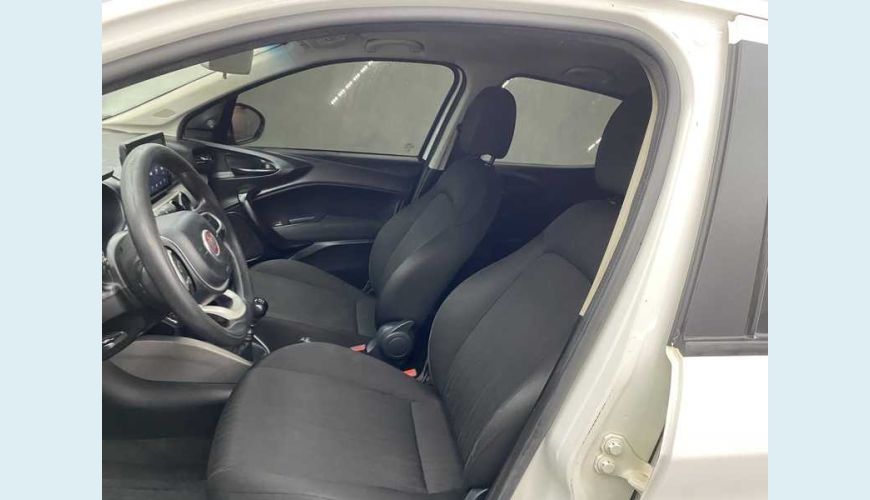 FIAT FIAT ARGO DRIVE 1.0 FLEX MANUAL 4P - BRANCO - 2020 Foto 8 (Grande)