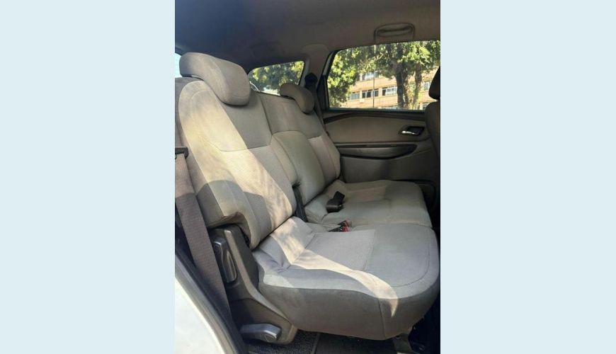 CHEVROLET SPIN LTZ 1.8 FLEX AUT. 4P - BRANCO - 2017 Foto 8 (Grande)