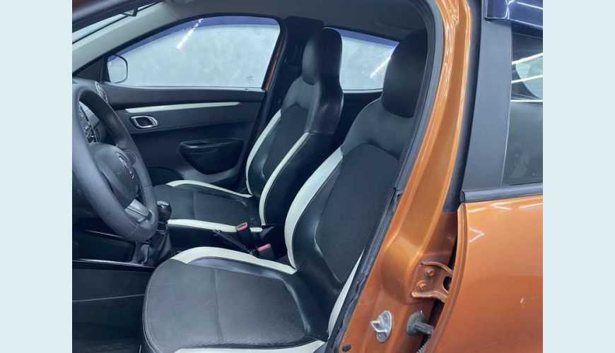 RENAULT KWID INTENSE 1.0 12V FLEX MANUAL 4P - LARANJA - 2018 Foto 8 (Grande)