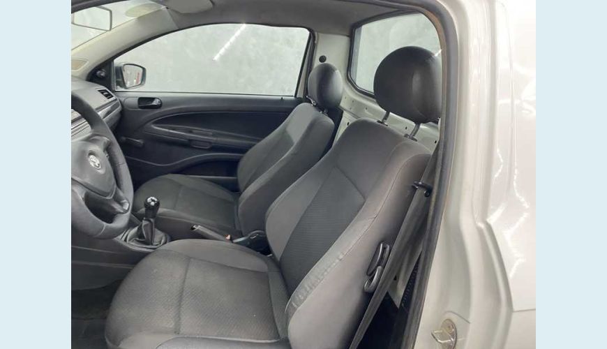 VOLKSWAGEN SAVEIRO ROBUST 1.6 MSI FLEX MANUAL 2P - BRANCO - 2020 Foto 8 (Grande)