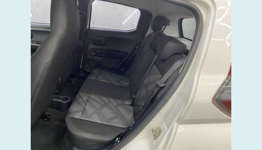FIAT MOBI LIKE 1.0 FLEX MANUAL 4P - BRANCO - 2021 Foto 8 (Grande)