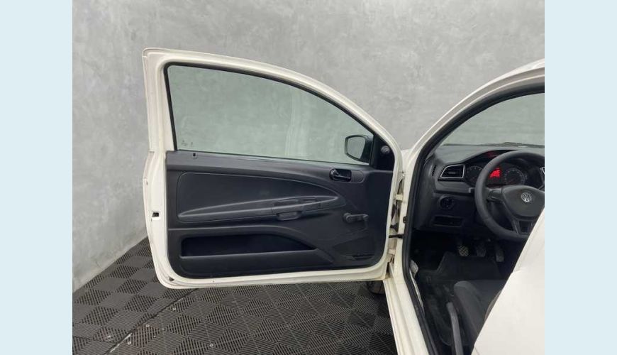 VOLKSWAGEN SAVEIRO ROBUST CS 1.6 MSI FLEX MANUAL 2P - BRANCO - 2020 Foto 8 (Grande)