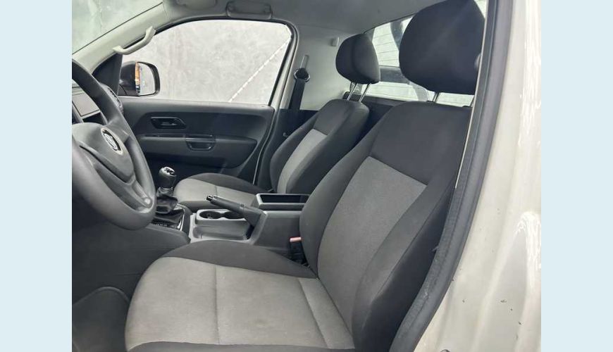VOLKSWAGEN AMAROK S 2.0 TDI DIESEL MANUAL 2P - BRANCO - 2019 Foto 8 (Grande)