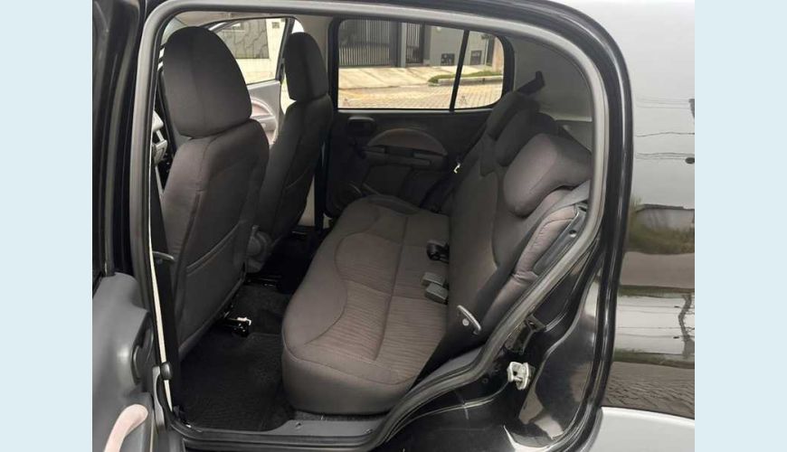 FIAT UNO WAY 1.0 8V FLEX MANUAL 4P - PRETO - 2012 Foto 8 (Grande)