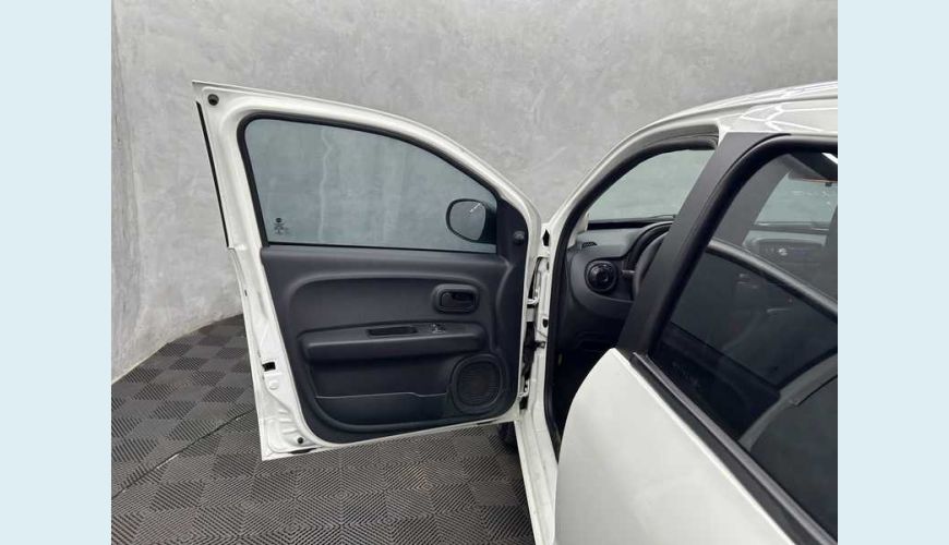 FIAT MOBI LIKE 1.0 FLEX MANUAL 4P - BRANCO - 2021 Foto 8 (Grande)