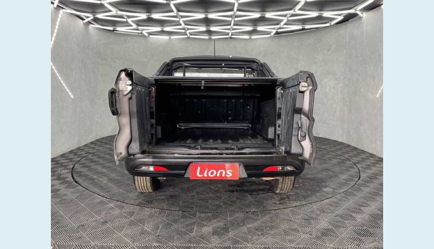 FIAT TORO ENDURANCE 1.8 FLEX AUT. 4P - CINZA - 2021 Foto 8 (Grande)