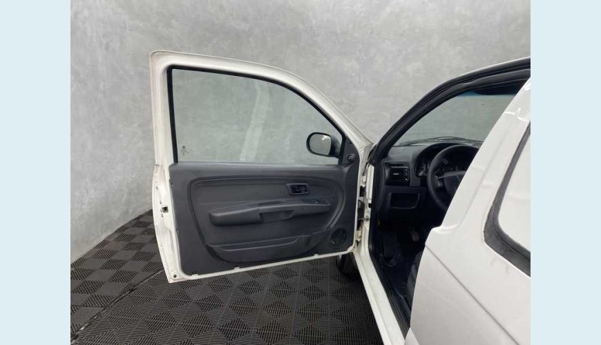 FIAT STRADA HARD WORKING 1.4 FLEX AUT. 2P - BRANCO - 2020 Foto 8 (Grande)