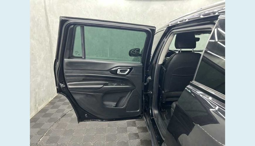 JEEP COMMANDER LIMITED 1.3 T270 FLEX AUT. 4P - PRETO - 2023 Foto 8 (Grande)