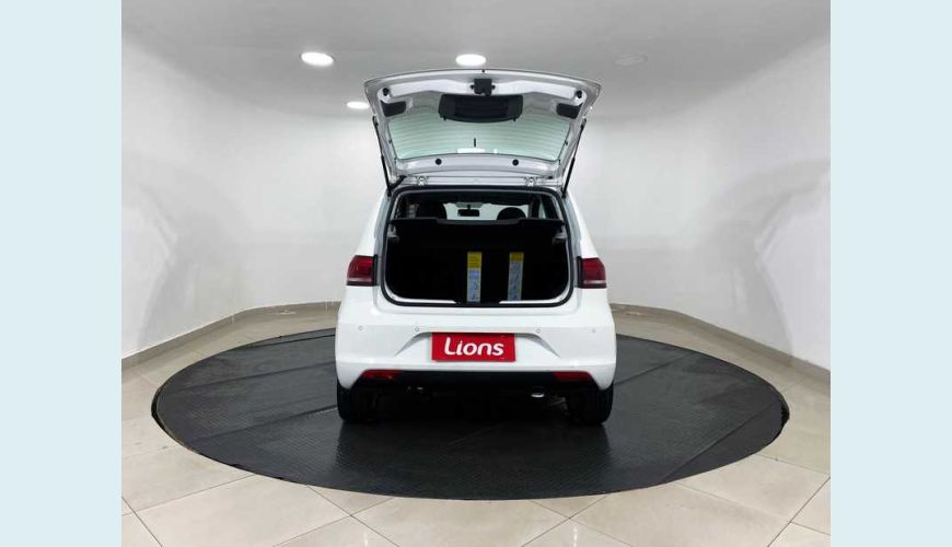 VOLKSWAGEN FOX HIGHLINE 1.6 16V FLEX MANUAL 4P - BRANCO - 2016 Foto 8 (Grande)