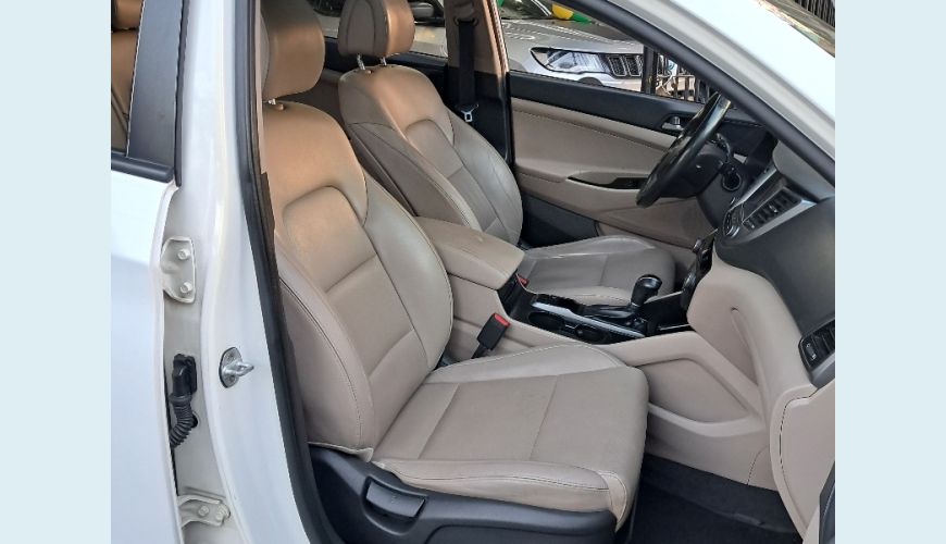 HYUNDAI TUCSON GLS 1.6 TURBO 16V FLEX AUT. 4P - BRANCO - 2019 Foto 8 (Grande)