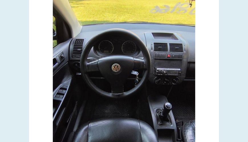 VOLKSWAGEN POLO SEDAN FLEX MANUAL 4P - PRETO - 2009 Foto 8 (Grande)