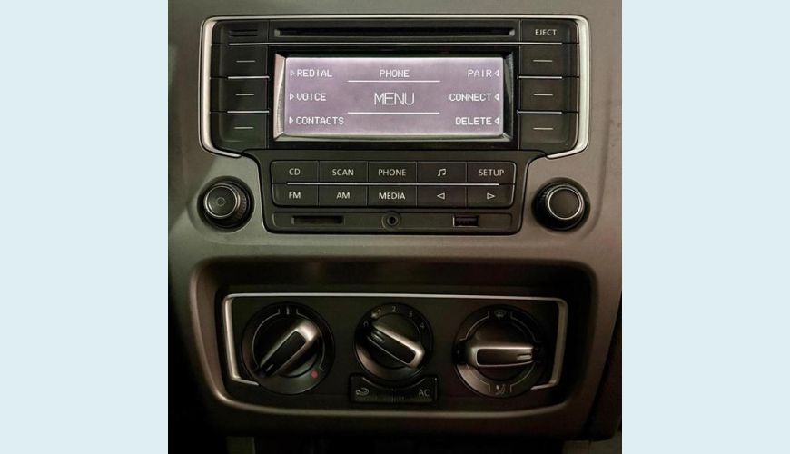 VOLKSWAGEN FOX CL SB 1.6 FLEX AUT. 4P - PRETO - 2015 Foto 8 (Grande)