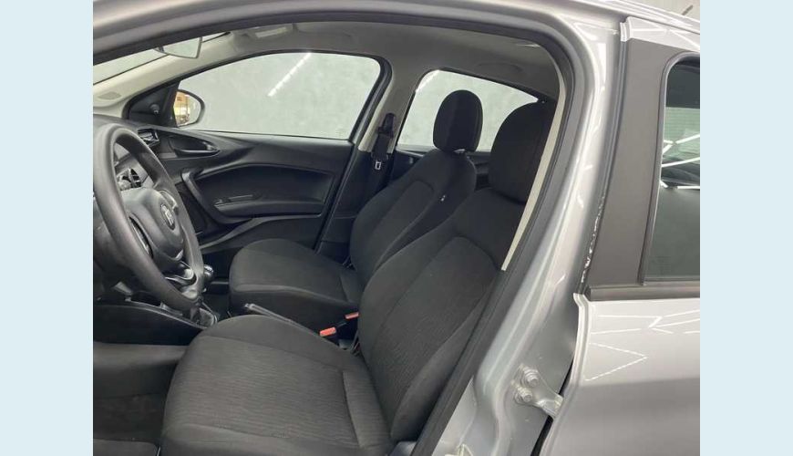 FIAT FIAT CRONOS 1.3 FLEX MANUAL 4P - PRATA - 2022 Foto 8 (Grande)
