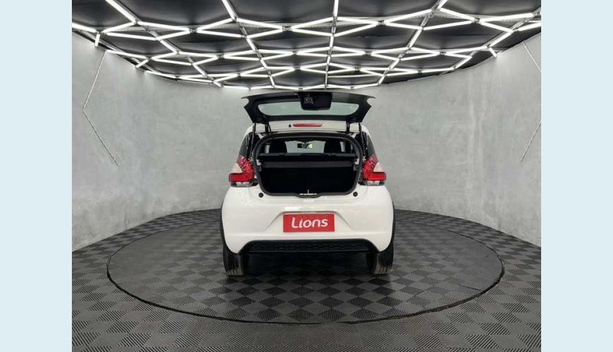 FIAT FIAT MOBI LIKE 1.0 FLEX MANUAL 4P - BRANCO - 2022 Foto 8 (Grande)
